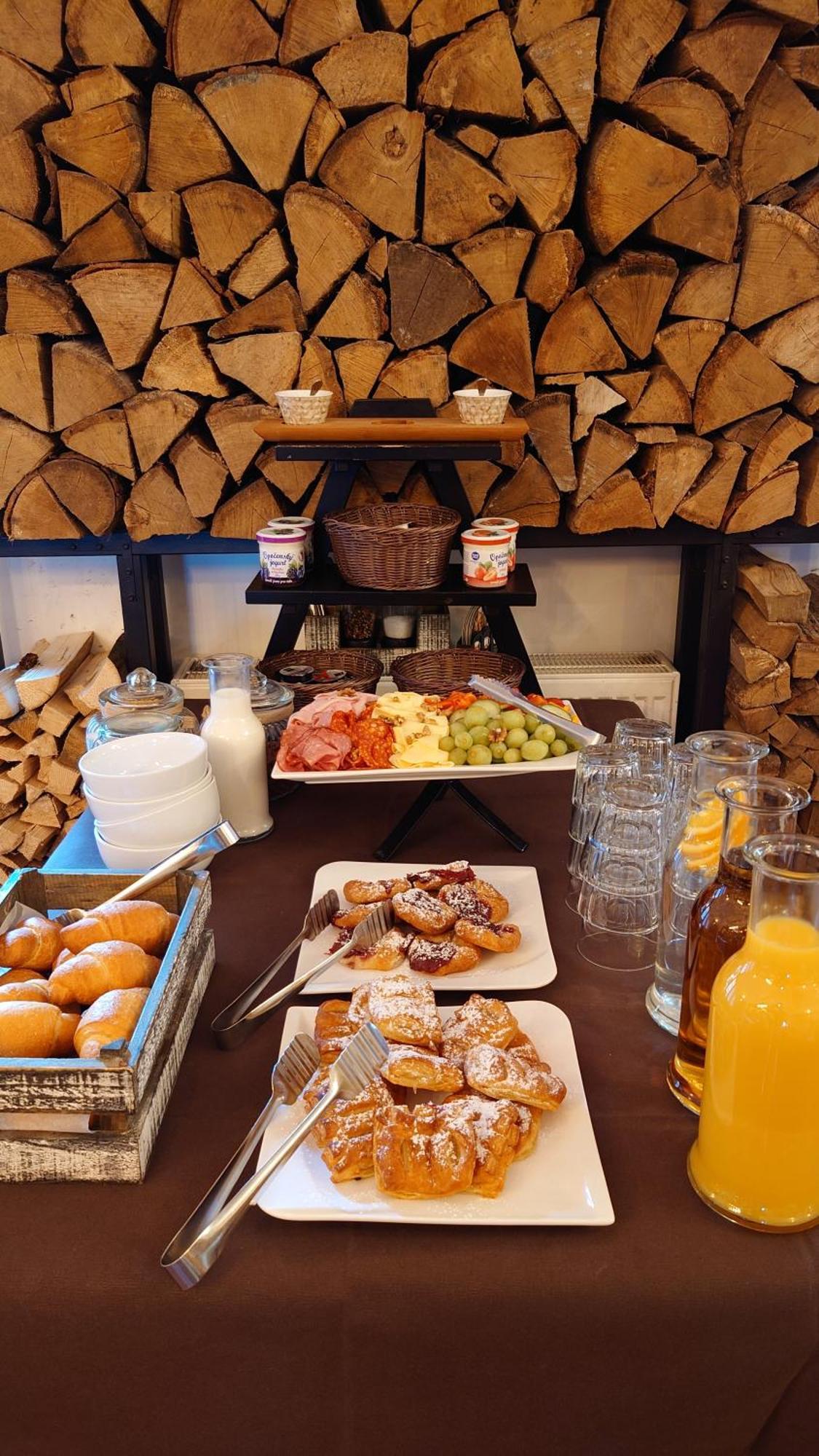Wellness Hotel Liberecka Vysina ภายนอก รูปภาพ